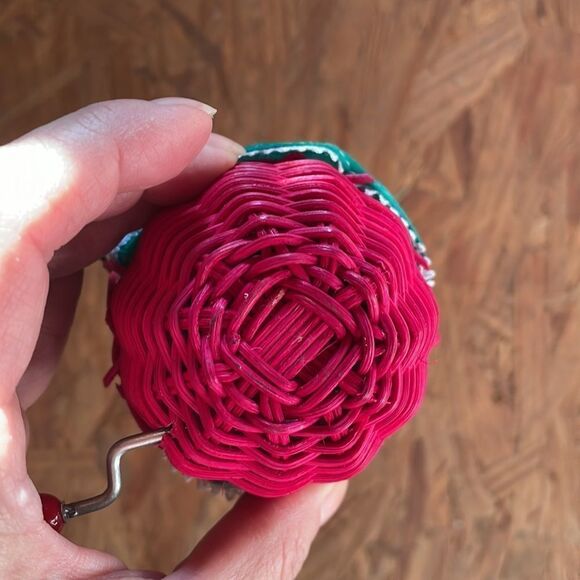 Vtg red basket of Christmas toys wind up music box - Picture 7 of 7